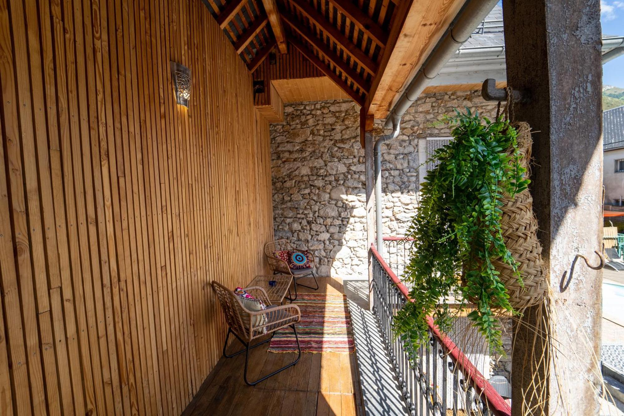 Gasthof A Nouste D'hotes Et Only Adults Campan